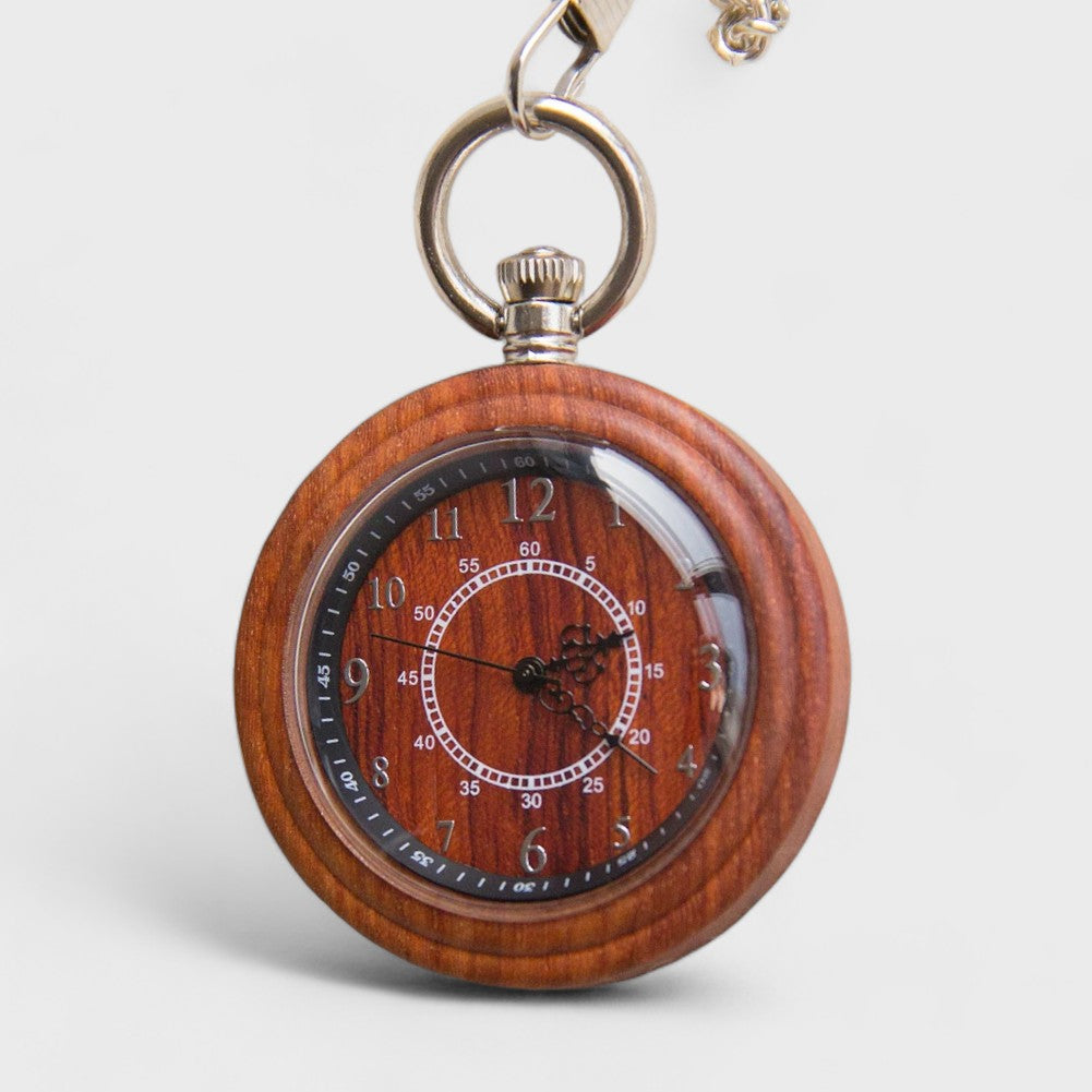 Montre à Gousset en Bois Gravée