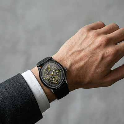 Montre Bracelet Chiffres Ondulés Doré