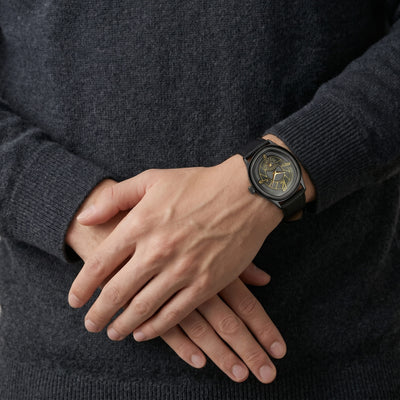 Montre Bracelet Chiffres Ondulés Doré